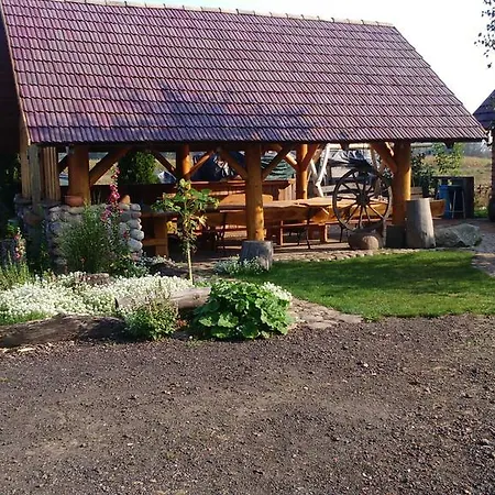 Agroturystyka Pod Bocianem Фермерский дом Slawin